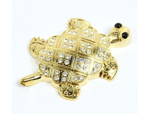 Turtle Bling badge